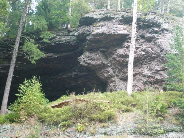 Das Huelloch Einige geile Dachklettereien warten hier Allen voran Spacelord und Transsilvanian