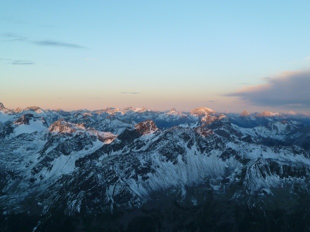 Flueela Schwarzhorn Sonnenaufgang