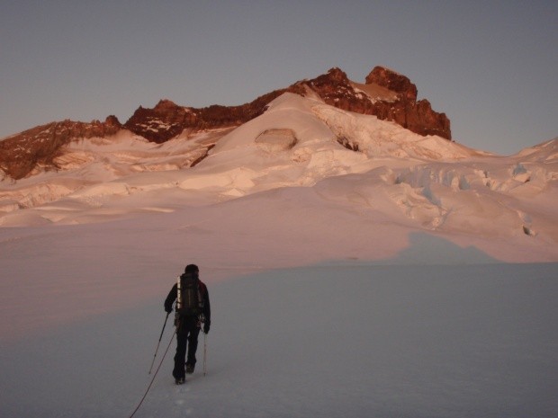 Glacier travel to Pico Argentino