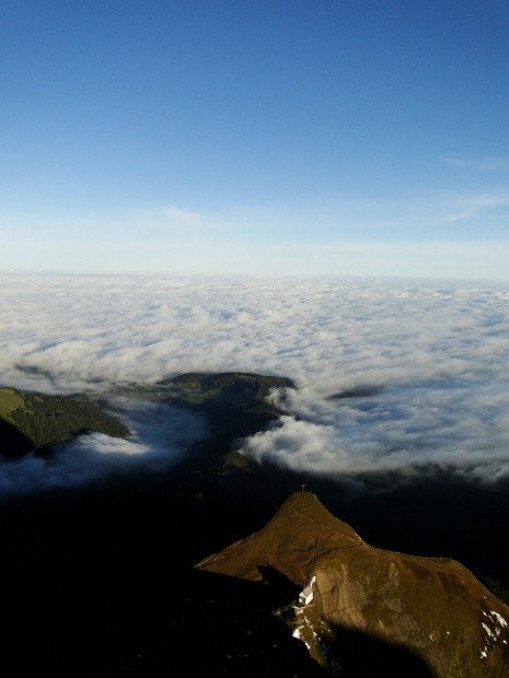 Pilatus Bandweg very early in the morning