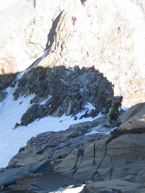 Stau beim Aufstieg auf die Monte Disgrazia Wir waren im Abstieg 