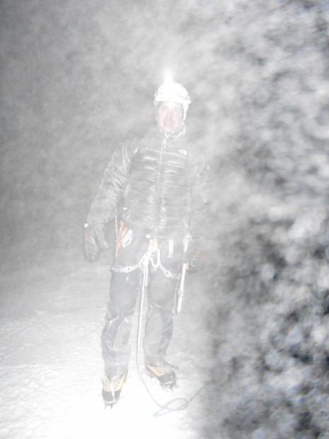 Tja nach knapp 7h Aufstieg ist das der Dank Schneesturm und tolle Fernsicht 