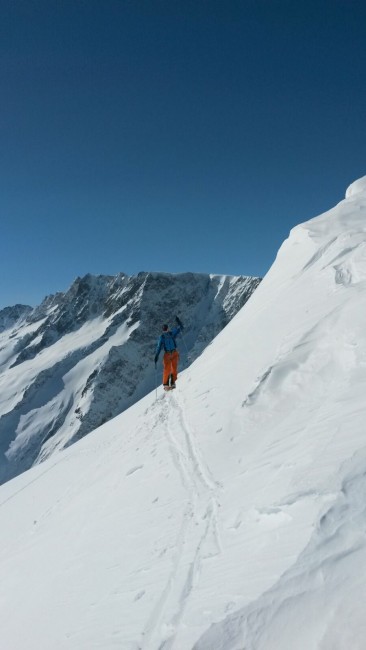 Sustenhorn von Goeschenen nach Gadmen im Feb 2016_166515